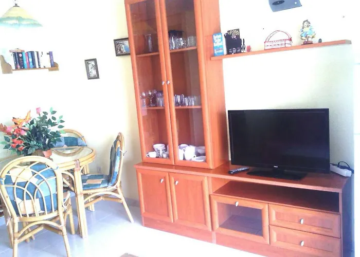 Apartment Esmeralda 2 *